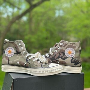 converse x carhartt WIP camo shoes men’s size 8.5